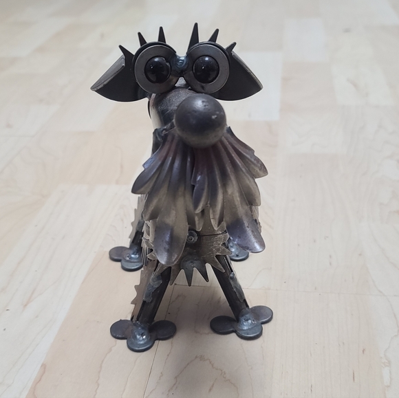 Welded Yardbord Metal Dog Sculpture - Picture 2 of 9